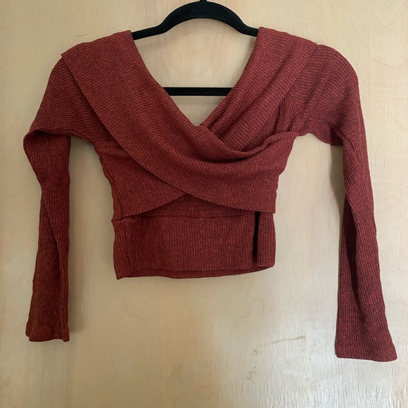 Long sleeve burnt orange crop top from Windsor size small - Picture 1 of 4